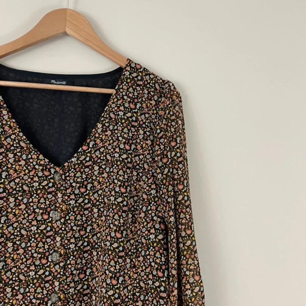 Madewell Georgette Smocked-Cuff Button-Front Shirt in Folktale Paisley Size 12
